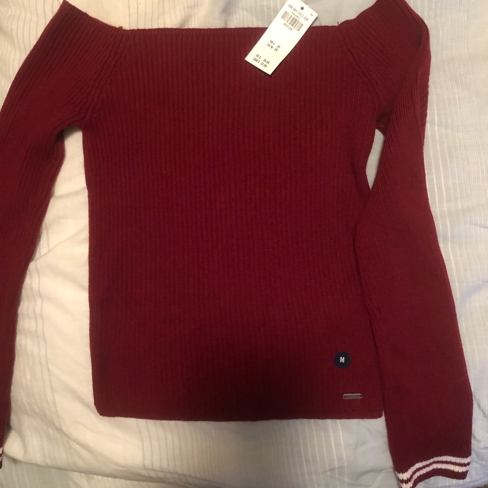 Hollister Off Shoulder Long Sleeve NWT